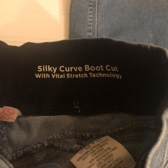 Laurie Felt Silky Curve Boot Cut - XSP - Picture 3 of 8